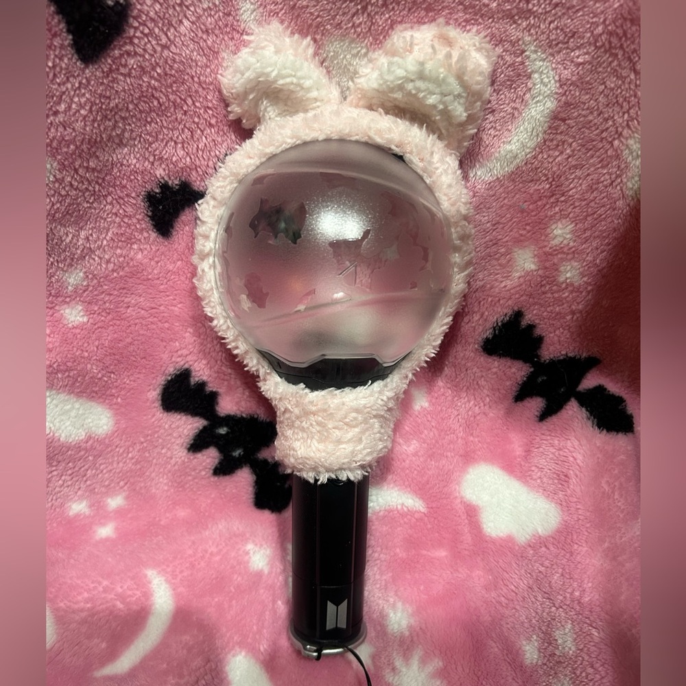 BTS ARMY LIGHTSTICK -BLUETOOTH, LIGHT SETTINGS, BAG & JUNGKOOK KOOKIE COVER